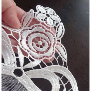 フランス製レース 真っ白 チュールに薔薇の刺繍...の詳細画像2