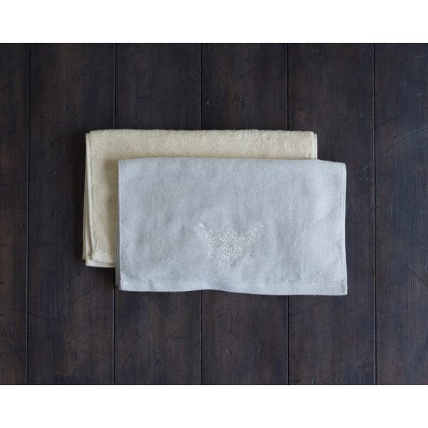 ai シルバー以外は同種トイレマット同時購入のお客様限定販売　タオル シャンティ ラインストーン お...