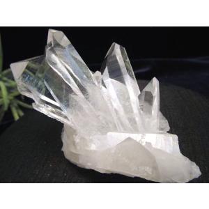 世界三大水晶の鉱山のひとつ 純粋と浄化を象徴する万能ストーン  1点物 極上結晶 アーカンソー州産 水晶 クラスター  ギャランティーカード付き｜aistone1