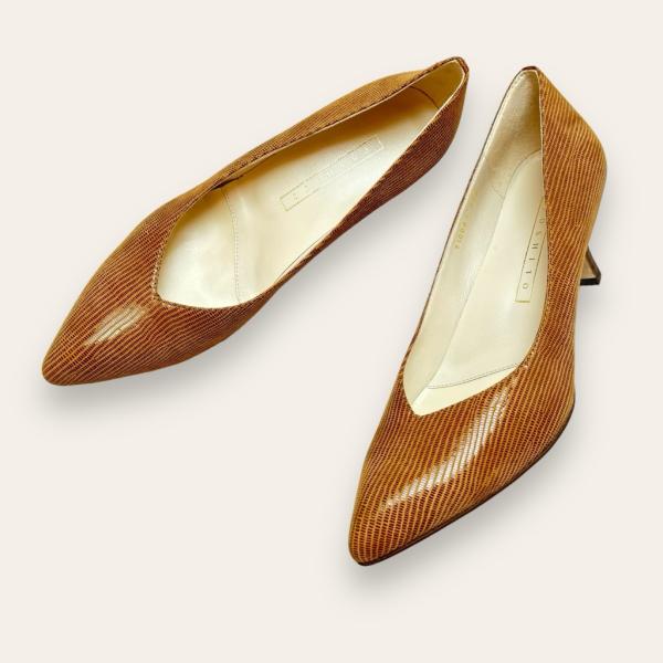 YOSHITO ヨシト パンプス アーモンドトゥ リザード型押 靴 7100 cnms