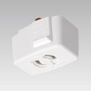 TOSHIBA（東芝） NDR6012E 抜止接地コンセント 白色 ライティング