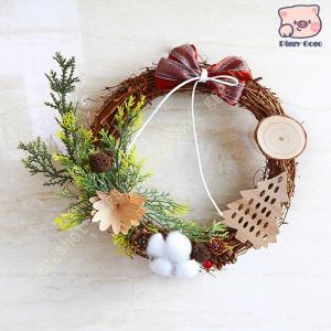 ナチュラルリース クリスマス 玄関ドア用 クリスマスリース 花輪 クリスマス 飾り 玄関リース 庭園 店舗 ドア 窓 オーナメント インテリア 雰囲気