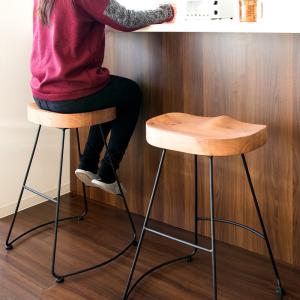 バーチェア おしゃれ 北欧 カウンターチェア 椅子 イス 天然木 木製 チェア 1脚 単品 足置き ハイスツール カフェ CAFE 簡単組立｜akaya
