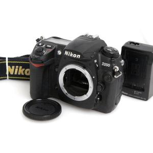 中古 Nikon D200 ブラック ボディ 即日発送 デジタル一眼 本体 中古 Nikon D200 ブラック ボディ 即日発送 デジタル一眼 本体