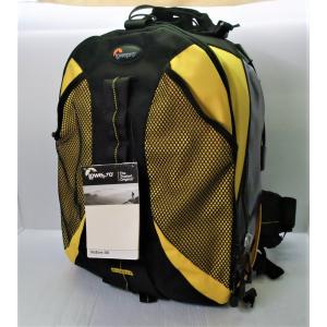 展示使用品 カメラバッグ Lowepro ロープロ ドライゾーン DryZone 200