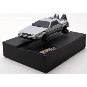 サンスター バックトゥザフューチャー パート2 デロリアン 1/18スケール サンスター バックトゥザフューチャー パート2 デロリアン 1/18