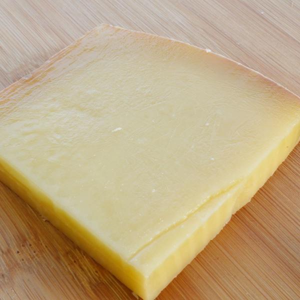 コンテ チーズ 約１ｋｇ前後 フランス産 ナチュラルチーズ クール便発送 COMTE Cheese ...