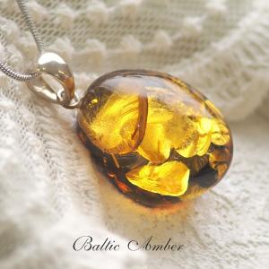 天然琥珀K18Goldペンダント 送料無料 チェーン別売 ケース付 18金