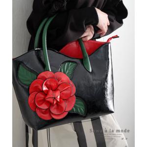 レディース 小物 鞄 かばん バッグ 黒 ブラック 花柄 トート カバン 花 薔薇 ばら バラ ファスナー 大人可愛い 大人 可愛い 30代 40代 50代 60代 サワアラモード｜sawa a la mode サワアラモード