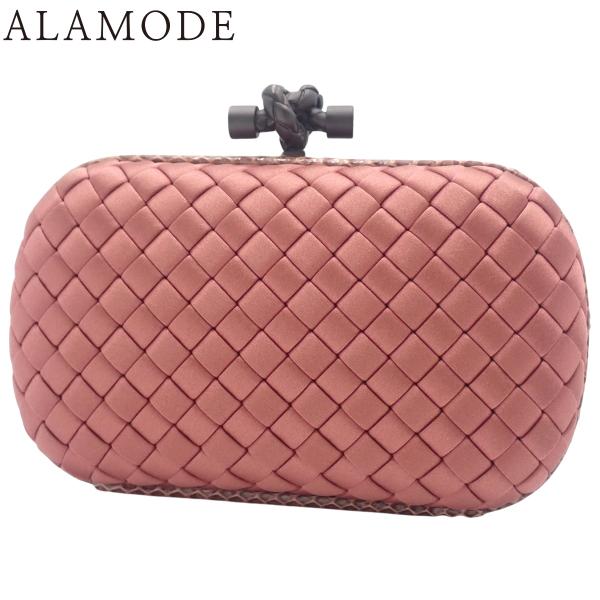 ボッテガ・ヴェネタ イントレチャート ノット クラッチ パーティバッグ サテン アイヤーズ ピンク ...