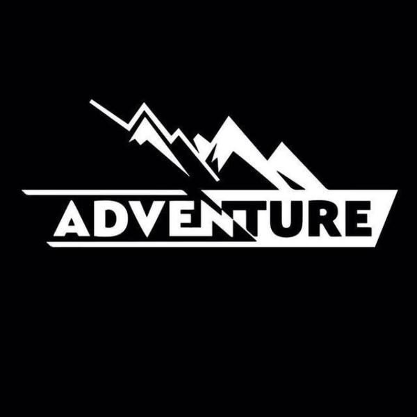 アウトドア　冒険　山　山脈　山登り　登山　大自然　トレッキング　キャンプ　キャンピングカー　車ボディ...