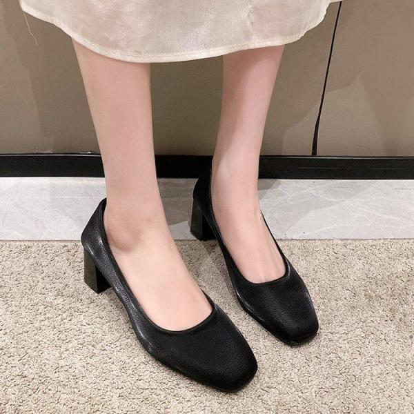 パンプス レディースパンプス 太めヒール 4cm 中ヒール パーティーシューズ OL 発表会 ブラッ...