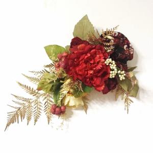 造花・アートフラワー　赤薔薇のガーランド