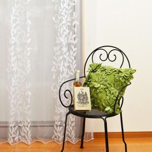 リゾートフラワー柄　カーテン　135 ホワイト リゾートフラワー柄 カーテン 135 ホワイト リゾートフラワー柄