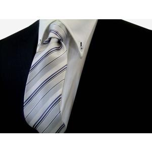 シルバーグレー地にグレーと白のストライプネクタイ/結婚式/30%OFF