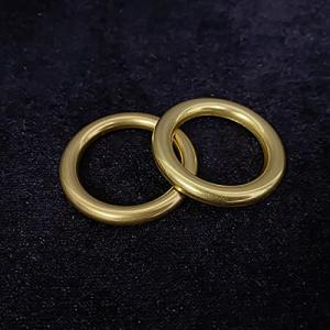 【並行輸入品】SUMAG Ellis Ring Magic Tricks Ring Appear/Vanish Magic Ring and