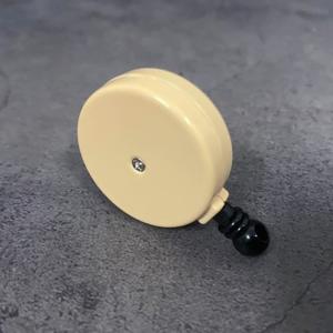 【並行輸入品】SUMAG Super Reel Flesh Magic Tricks Silk Scarf Penetration Mag