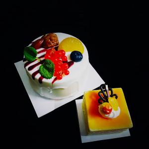 【並行輸入品】blue ther Appearing Cake Magic Tricks Romantic Cake Appear Magia