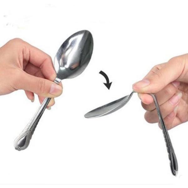 MOMOMAGE 2 Pcs Bend Spoon Bending Magic Tricks for...