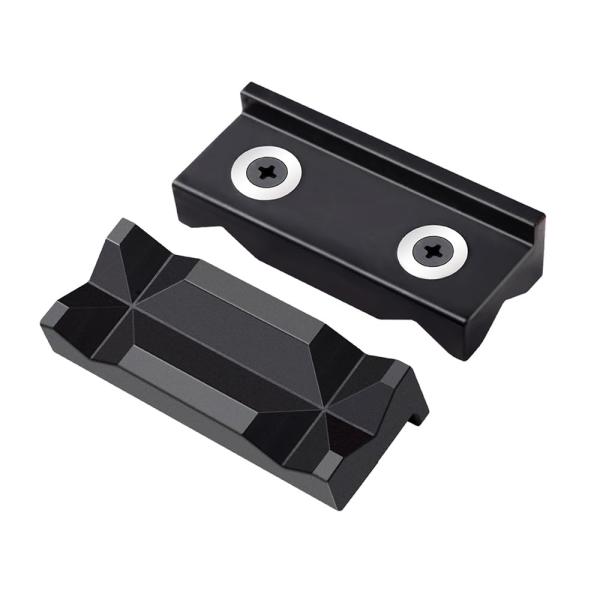 【並行輸入品】AOOSEDOO 4" Nylon Vise Jaw Pad, Magnetic re...