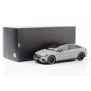 【並行輸入品】1/18 完成品 for Mercedes for Benz for EQE Light Gray Truck Pre built