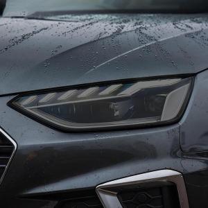 【並行輸入品】ChrOx 車のヘッドライト保護フィルムビニールアンチスクラッチ透明ブラックTPUステッカーアクセサリー2個、アウディA4 B8