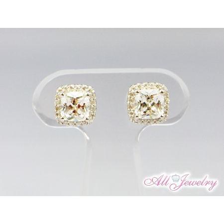 クッションカット　AAA CZダイヤ(キュービック・ジルコニア) ピアス【即納】