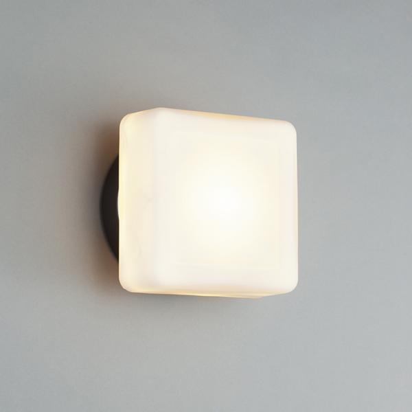 ｙａｍａｄａ　屋外ブラケット　電球色　Ra80　白熱40W相当　ランプ付　直付け　AD-2568-L