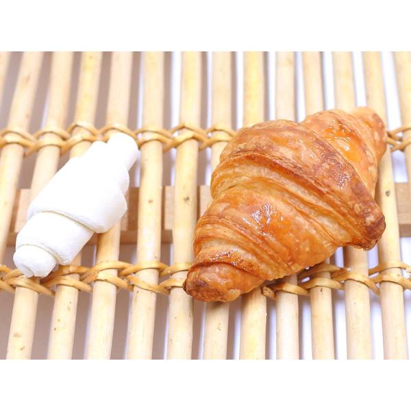 敷島製パン　冷凍生地　整形ミニクロワッサン　23g×240個　【パスコ・ミニバタークロワッサン・冷凍...