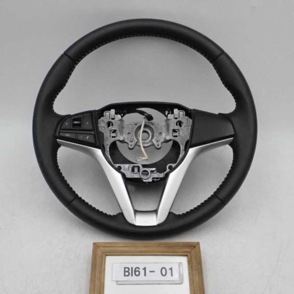 平成30年 ワゴンR ハイブリッド HV MH55S 純正 ステアリングホイール ハンドル 白ステッ...