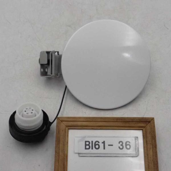 平成30年 ワゴンR ハイブリッド HV MH55S 純正 フューエルリッド 給油口フタ 蓋 キャッ...