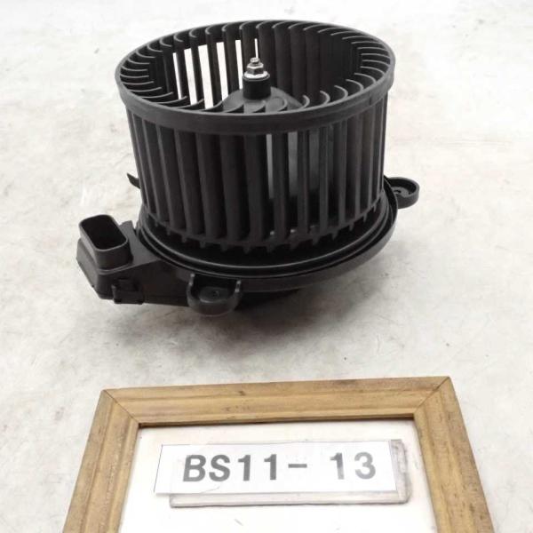 令和5年  エブリィバン JOIN 4WD DA17V 純正 ブロアファンモーター 中古 即決