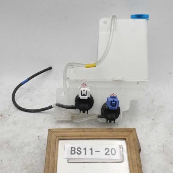 令和5年  エブリィバン JOIN 4WD DA17V 純正 ウインドウ ウォッシャータンク 中古 ...