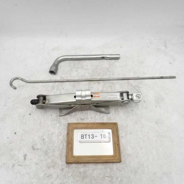 平成29年 キャリイトラック DA16T 前期 4WD 純正 パンタジャッキ ジャッキ 車載工具 セ...