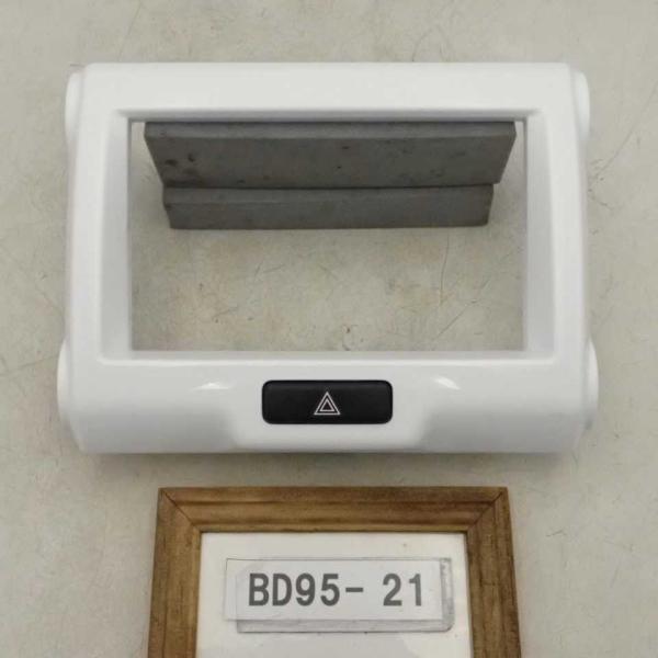 平成28年 フレアクロスオーバー MS41S 純正 センターパネル オーディオ枠 ハザードスイッチ付...