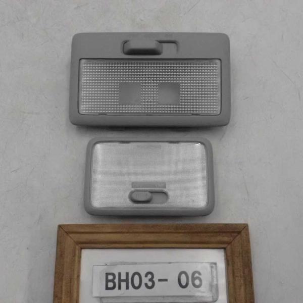 平成29年 ワゴンR ハイブリッド HV MH55S 前期 純正 ルームランプ ライト 2点セット ...