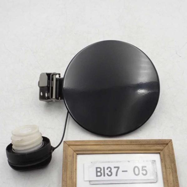 平成29年 ワゴンR ハイブリッド HV MH55S 前期 純正 フューエルリッド 給油口フタ 蓋 ...