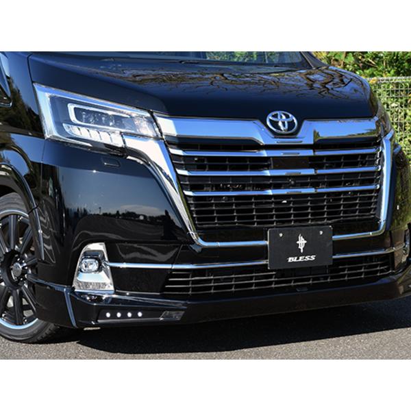 グランエース GDH303W フロントハーフスポイラー Ver2 LEDライト有り ダクト部LEDラ...