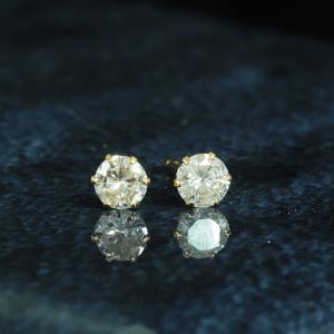 輝きが途切れない！計1ct ダイヤモンド K18 WG フープピアス 鑑別 輝きが途切れない！計1ct ダイヤモンド K18 WG フープピアス 鑑別 輝き