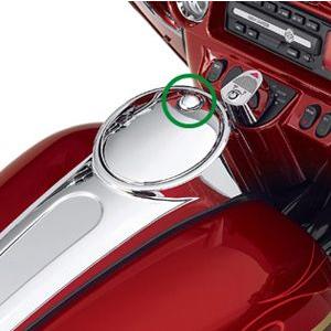 スムーズ・プッシュボタン・フューエルコンソールドアリリース　1992年以降ツーリング