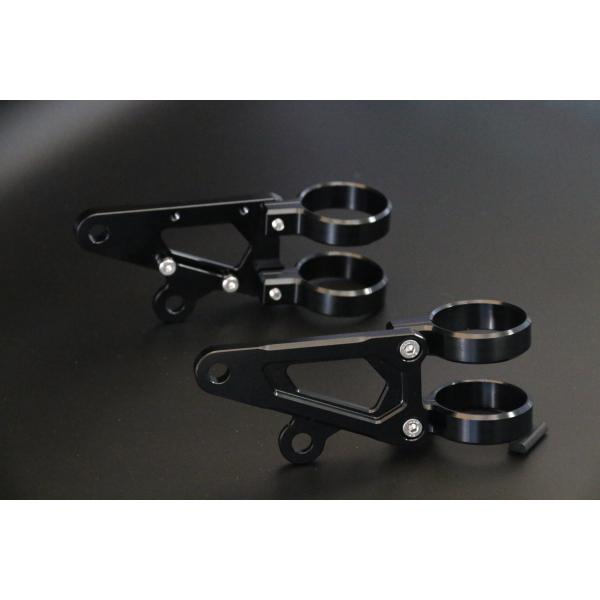 アメリカンドリーム　オーリンズ　正立フロントフォーク対応　43φヘッドライトステー　新品　ブラック