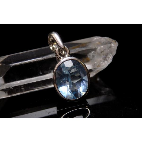 ブルートパーズ ペンダント ネックレス 黄玉 天然石 パワーストーン