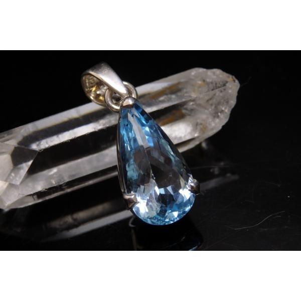 ブルートパーズ ペンダント ネックレス 黄玉 天然石 パワーストーン