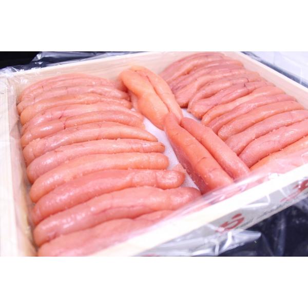 たらこ　2ｋｇ　北海道虎杖浜　竹丸澁谷水産　鶴大　うす色　木箱入　【竹丸渋谷水産　助子　タラコ】送Ｐ...