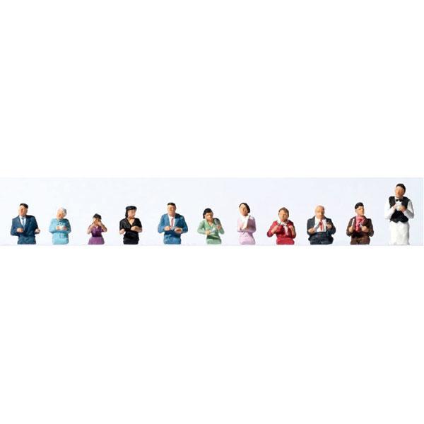 6-516 (HO)座っている乗客(食事)[KATO]《発売済・在庫品》