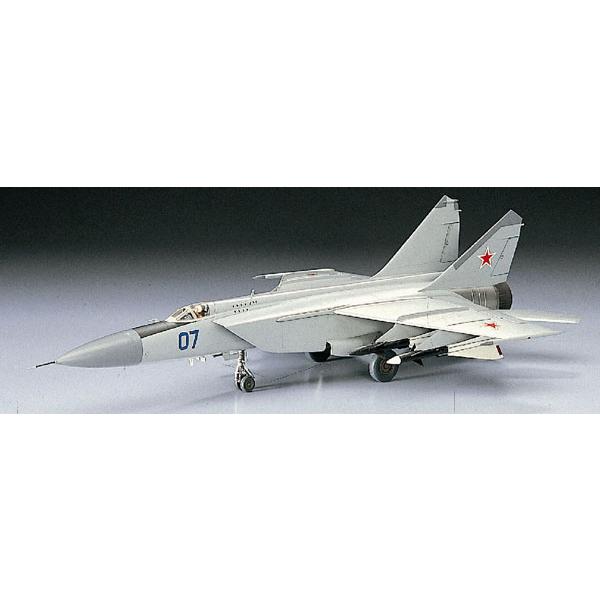 1/72 ミグ25 フォックスバット プラモデル（再販）[ハセガワ]《発売済・在庫品》