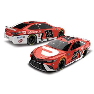 1/64 “ババ・ウォレス” #23 ドアダッシュ TOYOTA カムリ NASCAR 2021[Lionel Racing]《在庫切れ》