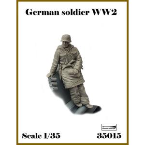 1/35 WWII ドイツ軍兵士#1 寄りかかる兵士 (1体入) [アルデンヌミニチュア]の商品画像