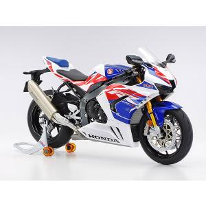 タミヤ 1/6 ホンダ CRF1000L アフリカツイン プラモデル Amazon | タミヤ 1/6 オートバイシリーズ No.42 ホンダ CRF1000L