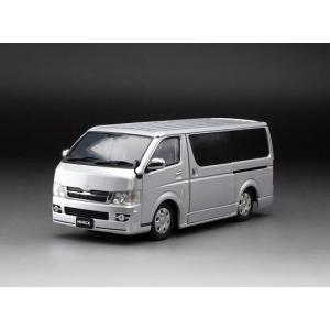 1/24 トヨタ H200 ハイエース バン スパーGL（カスタム品） Amazon | SunStar 1/24 トヨタ H200 ハイエース バン スーパーGL
